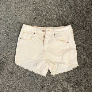 Cream Jean shorts!